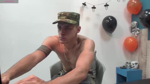 Frank online show from October 2025 10:42:02 PM