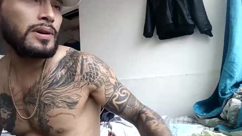 Snapshot of frankdanielsmolano chatting on April 2026 04:52:01 PM frankdanielsmolano online show from April 2026 04:52:01 PM