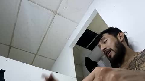 Snapshot of frankdanielsmolano chatting on April 2026 02:53:01 AM frankdanielsmolano online show from April 2026 02:53:01 AM