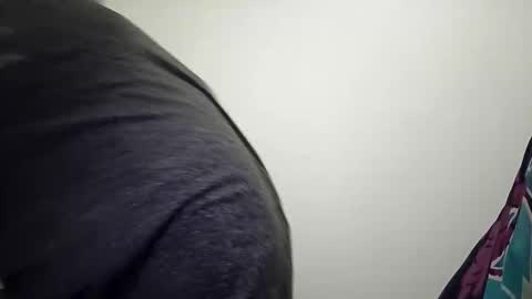 Snapshot of frankdanielsmolano chatting on May 2026 07:21:01 PM frankdanielsmolano online show from May 2026 07:21:01 PM