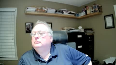 Snapshot of frankie6207 chatting on November 2025 06:27:01 AM frankie6207 online show from November 2025 06:27:01 AM