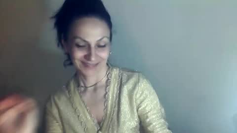 frankieteasing online show from May 2026 07:44:01 PM