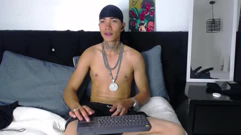 Franklinn 23 online show from November 2025 12:40:02 PM