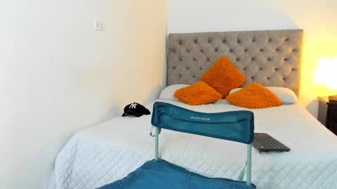 frank online show from January 2025 07:23:01 PM