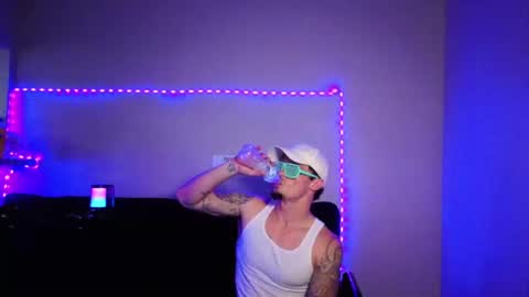 Franco online show from November 2025 01:50:01 AM