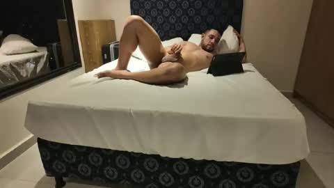 Snapshot of fransexxx69 chatting on November 2025 05:39:02 AM Fransexxx online show from November 2025 05:39:02 AM