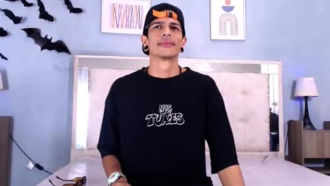 Franvill trato online show from November 2025 05:22:01 PM