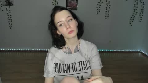 mistress Bastet and  mintcola online show from March 2026 12:58:01 AM