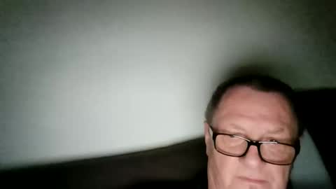 Wolfi online show from April 2026 05:08:02 AM