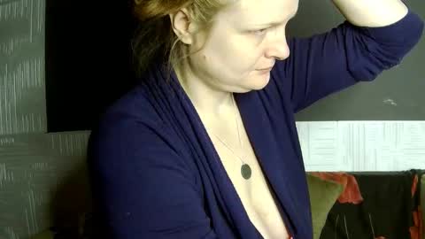 FrauKet online show from November 2025 11:36:02 AM