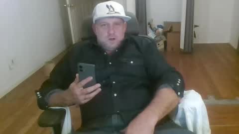 Snapshot of freakpopsickle69 chatting on November 2025 04:12:02 AM poundyouout1969 online show from November 2025 04:12:02 AM