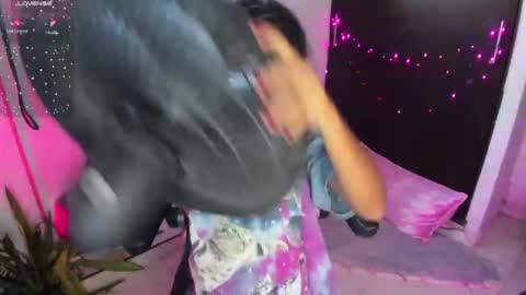 Lia Gomez online show from April 2026 11:02:01 PM