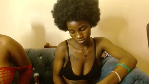 Snapshot of freaky_shamzzy chatting on September 2025 05:37:01 PM shamika online show from September 2025 05:37:01 PM