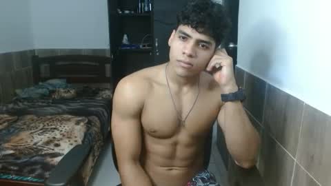 Snapshot of fred_eon20006 chatting on October 2025 03:22:01 PM Esteban online show from October 2025 03:22:01 PM