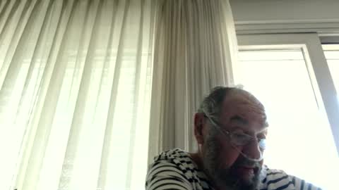 Snapshot of fredaldavid chatting on July 2026 08:22:01 AM David Fredal online show from July 2026 08:22:01 AM
