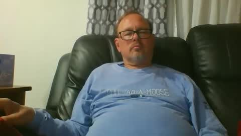Snapshot of freddieknuck chatting on April 2026 07:55:03 AM Just Fred online show from April 2026 07:55:03 AM