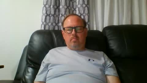 Snapshot of freddieknuck chatting on May 2026 05:03:02 AM Just Fred online show from May 2026 05:03:02 AM