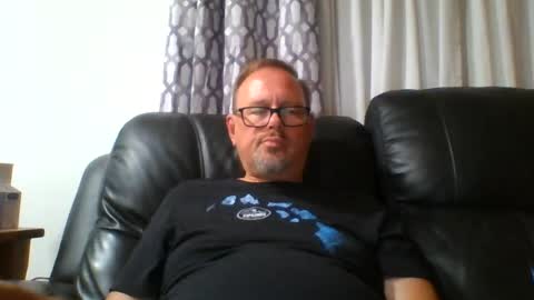 Snapshot of freddieknuck chatting on July 2026 08:29:01 AM Just Fred online show from July 2026 08:29:01 AM