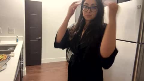 Snapshot of freesoulmovement chatting on December 2024 10:12:02 AM jasmineandaladin69 online show from December 2024 10:12:02 AM