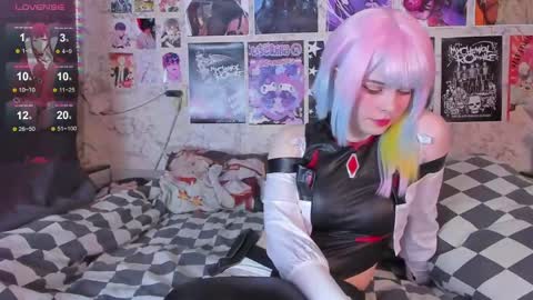 Snapshot of freezy_gerda chatting on May 2026 06:35:02 PM Gerdy online show from May 2026 06:35:02 PM