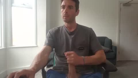 Snapshot of frenchbdmaninlondon chatting on July 2026 02:07:02 PM Horny Paul online show from July 2026 02:07:02 PM