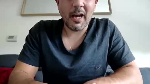 Snapshot of frenchhard0000 chatting on October 2025 09:49:01 AM Horny french hard online show from October 2025 09:49:01 AM