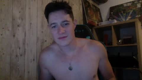 Snapshot of frenchhornybibs chatting on December 2024 11:35:01 PM French Horny Bibs online show from December 2024 11:35:01 PM