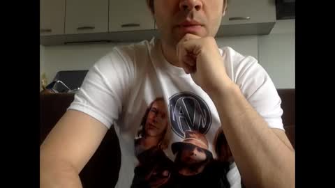 Snapshot of frenchy_from_paris chatting on May 2026 08:52:02 AM frenchy_from_paris online show from May 2026 08:52:02 AM