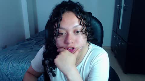 Louise  online show from December 2024 03:03:02 AM