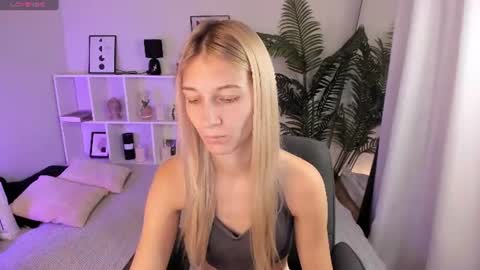 Laura online show from August 2026 06:16:02 AM