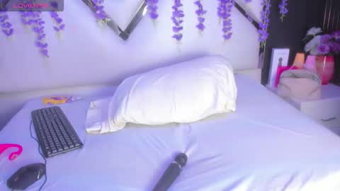 Snapshot of freya_miller_ chatting on May 2026 04:29:02 AM Freya online show from May 2026 04:29:02 AM