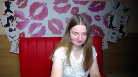 FreyaDak online show from November 2025 06:07:01 PM