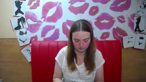 FreyaDak online show from December 2025 06:16:01 PM