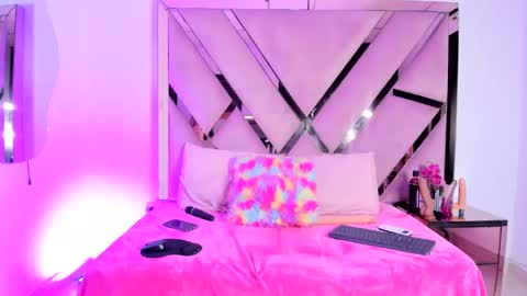 Freyaht online show from January 2025 09:02:01 AM