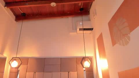  ALIS AND ALEX  online show from April 2026 09:09:02 PM