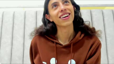 FreyaMoller  online show from February 2026 07:12:01 PM