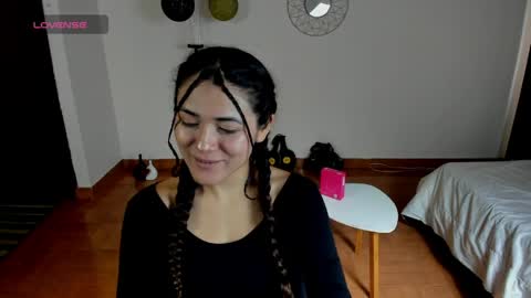 Snapshot of freyarouge chatting on April 2026 02:36:02 PM freyarouge online show from April 2026 02:36:02 PM