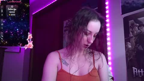 Snapshot of freythegemini chatting on October 2025 02:39:02 AM FreyaTheGemini online show from October 2025 02:39:02 AM