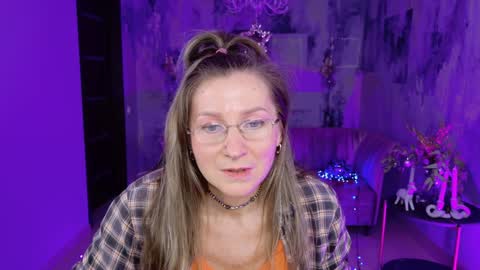 Snapshot of fridatander chatting on January 2025 12:03:01 PM Frida Tander online show from January 2025 12:03:01 PM