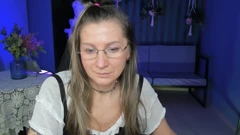 Snapshot of fridatander chatting on January 2025 12:05:02 PM Frida Tander online show from January 2025 12:05:02 PM