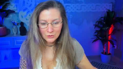 Snapshot of fridatander chatting on February 2025 09:08:01 AM Frida Tander online show from February 2025 09:08:01 AM