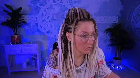 Frida Tander online show from March 2026 05:18:01 AM