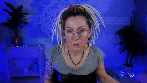 Frida Tander online show from April 2026 05:24:02 AM