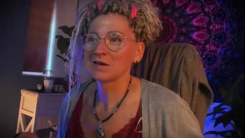 Frida Tander online show from May 2026 05:04:01 AM