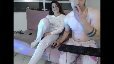 Oliver-Venus online show from October 2025 04:43:02 AM