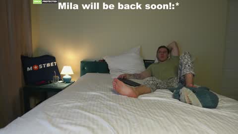 Snapshot of friendsurdreams chatting on December 2024 07:00:02 PM friendsurdreams online show from December 2024 07:00:02 PM