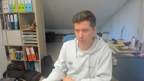 Francois online show from October 2025 06:44:01 AM