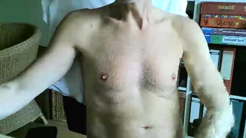 Snapshot of frisco69 chatting on May 2026 04:37:01 PM frisco69 online show from May 2026 04:37:01 PM