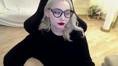 Lilith online show from March 2025 07:13:02 AM