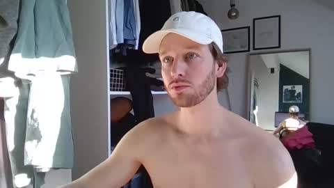 frozenyoga online show from February 2025 10:48:02 AM